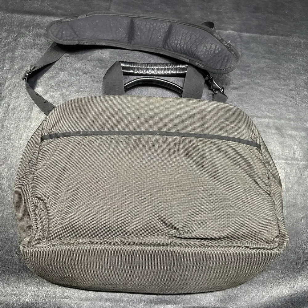 Patagonia Headway Brief 22L Brown Messenger Laptop Bag 48770 Ballistic Nylon
